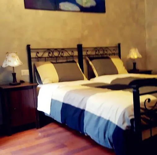 Napoleone Bed & Breakfast *